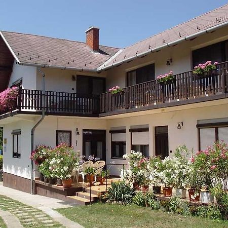 Apartman Berki Margit Hévíz Esterno foto
