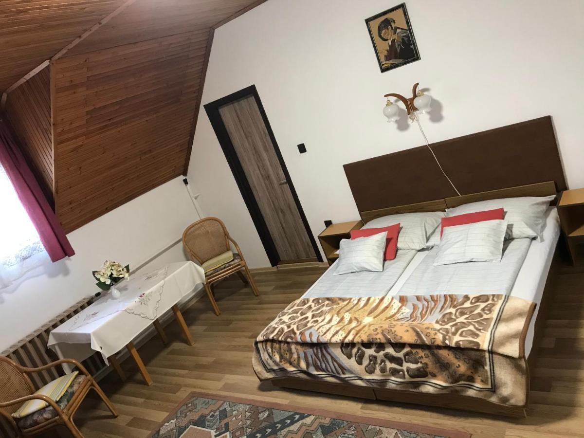Apartman Berki Margit Hévíz Esterno foto