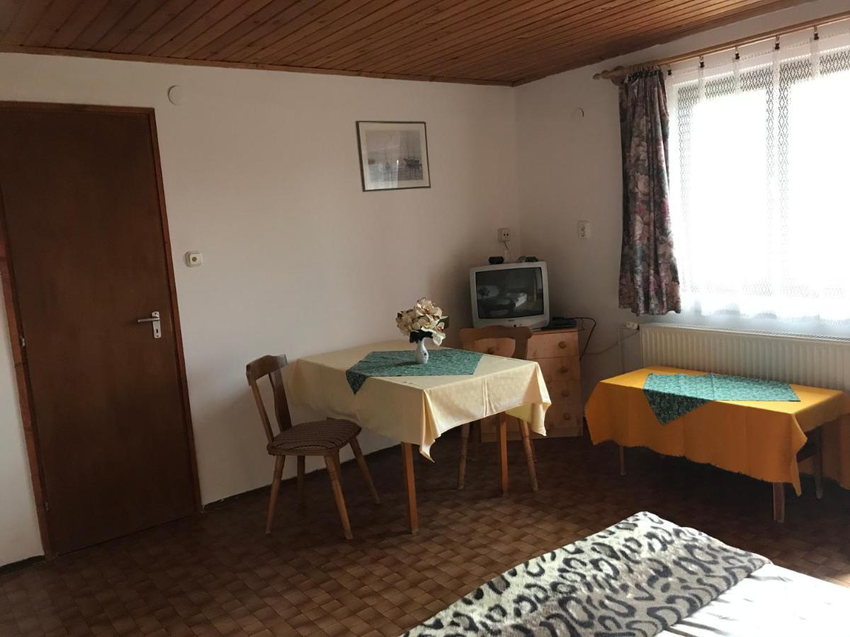 Apartman Berki Margit Hévíz Esterno foto
