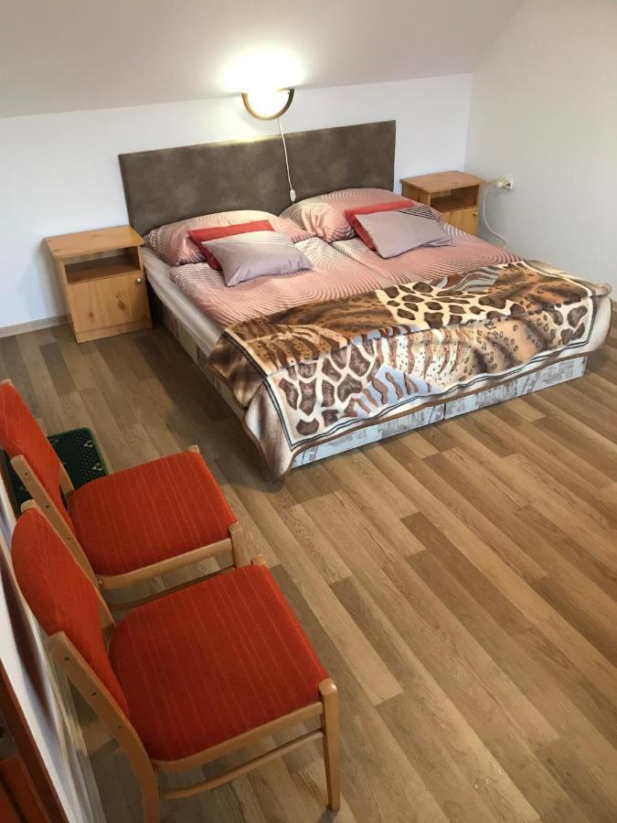 Apartman Berki Margit Hévíz Esterno foto