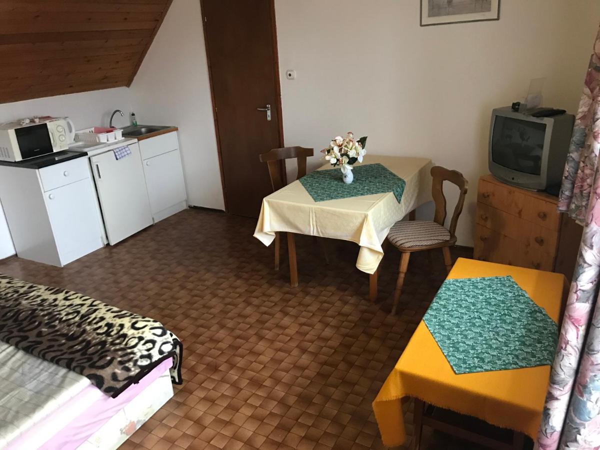 Apartman Berki Margit Hévíz Esterno foto