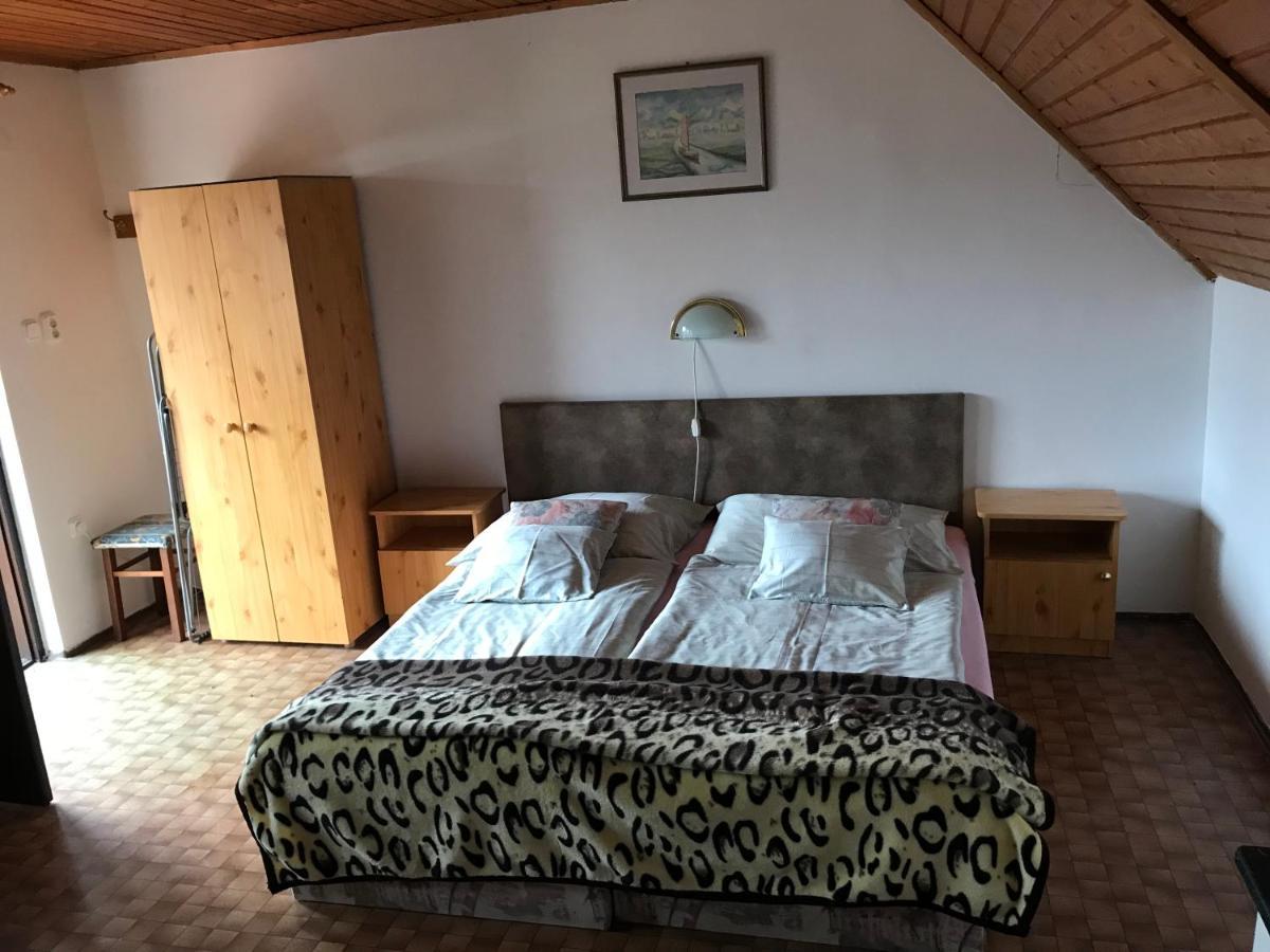 Apartman Berki Margit Hévíz Esterno foto