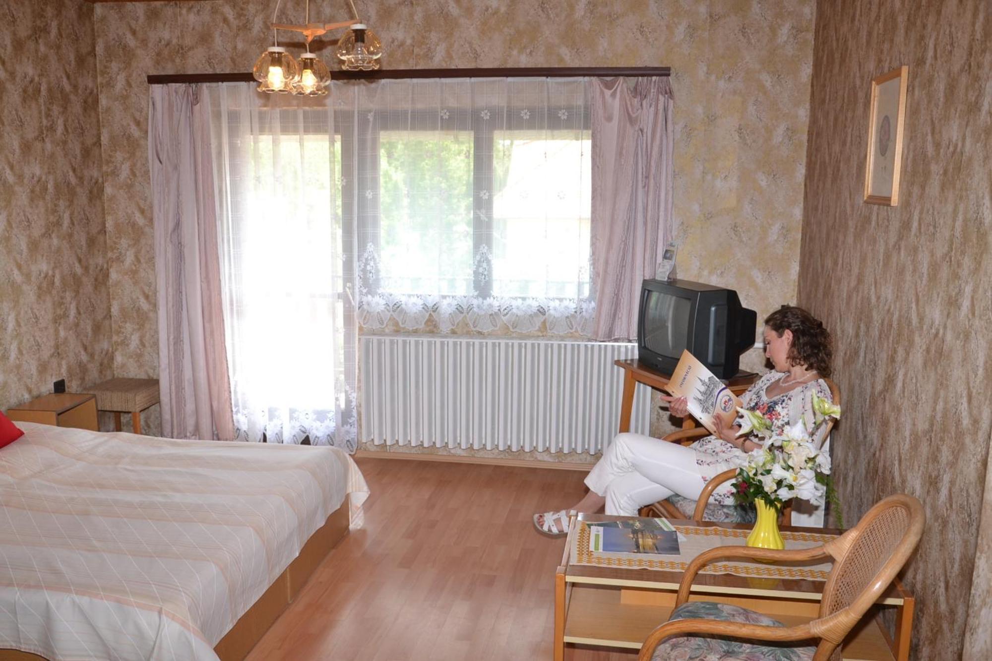 Apartman Berki Margit Hévíz Esterno foto